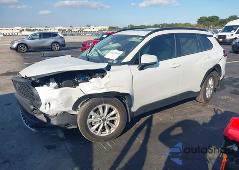 2023 Toyota Corolla Cross Le из США, поврежденный, VIN 7MUBAAAG2PV039953